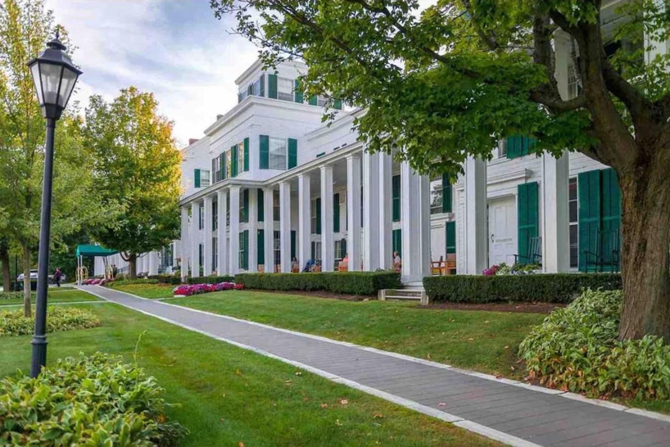 Quintessential Vt Cottage In Manchester Village Екстер'єр фото